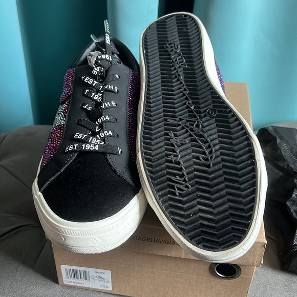 NIB Vintage Havana Grande sneakers - Picture 5 of 6